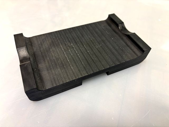 Kaaned, korpused – CNC-freesitud plastdetail, HRM Tootmine