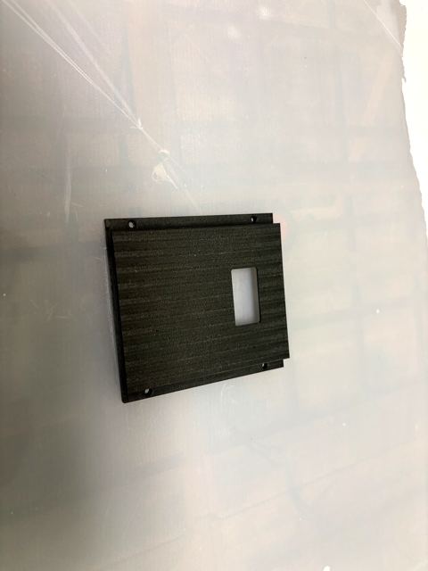 Kaaned, korpused – CNC-freesitud plastdetail, HRM Tootmine