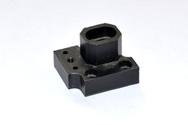 Kaaned, korpused – CNC-freesitud plastdetail, HRM Tootmine