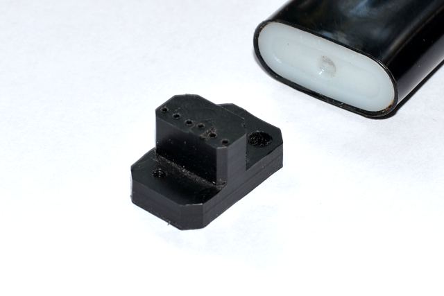 Pisidetailid – CNC-freesitud plastdetail, HRM Tootmine